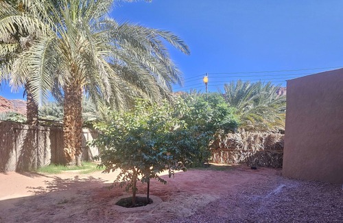 Western Province Apartment | Where beauty meets tranquility, go on a journey to the heart of natural beauty.