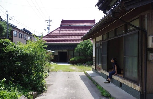 Daisen House | While listening to the sound of the clear stream /Saihaku-gun Tottori