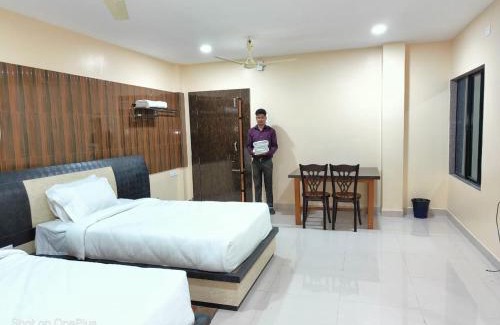 Golaghat Hotel | whirlwind food court and resort