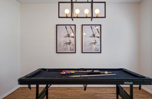 Palm Coast House | WHISPERING PALM Newly renovated cozy fenced in pool home - sleeps 8