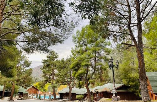 Kernville Cabin | Whispering Pines Lodge