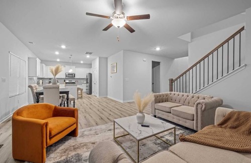 Grayson House | Whispering Pines Residence on Clark Lake Ln