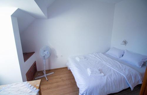 Tirgu Mures Apartment | White Nest