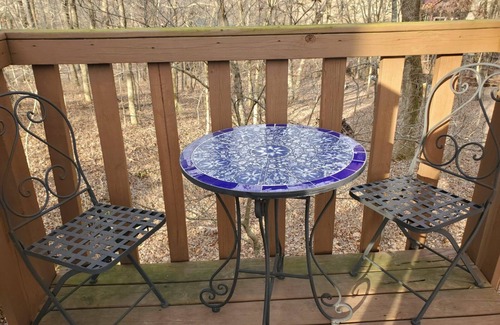 Hardin County Cabin | White Oak Tree House by Garden of the Gods in the Shawnee National Forest