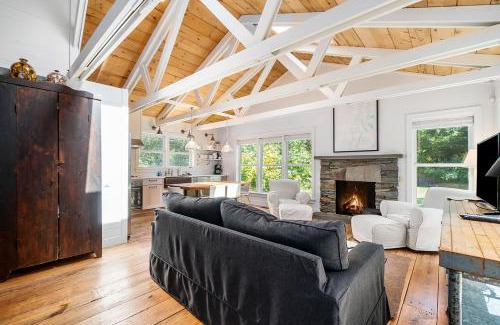 Glen Arbor House | White Pines Cottage