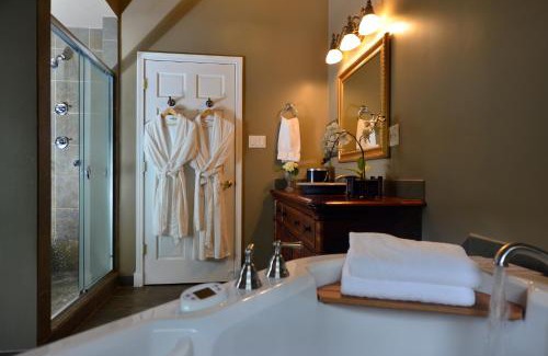 Wisconsin Dells House | White Rose Inns & Motel