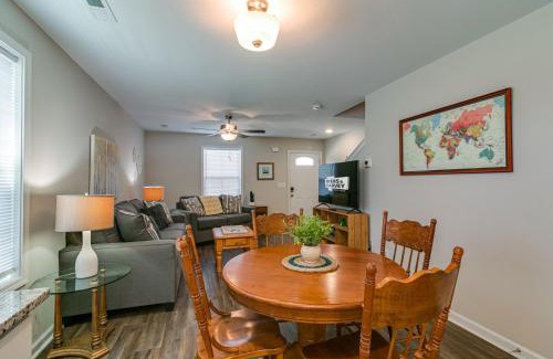 Clarksville House | Whole Home 1010 Franklin St