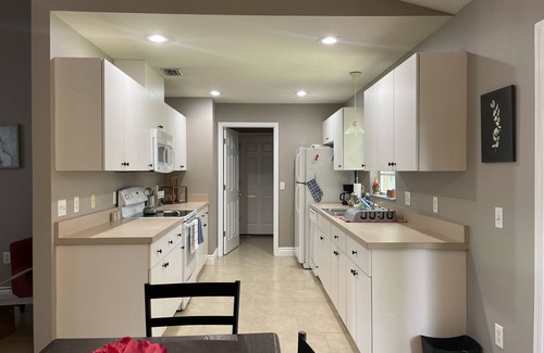 San Antonio House | Whole House in San Antonio. Walking Distance to St. Leo University!