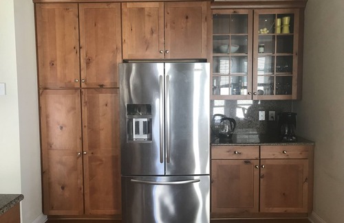 Margate City House | WHOLE ONE MTH BKG FOR JUL 2023! Walk to beach, STEPS to restaurants, marina!