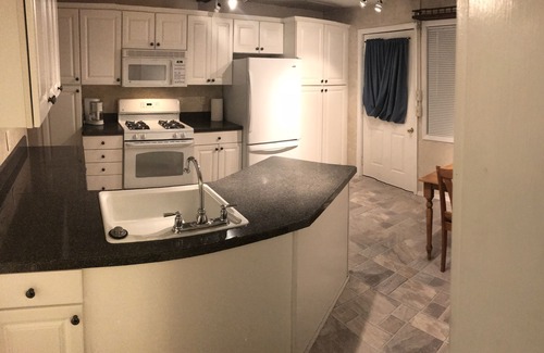 Billings House | Why get a room when you can get a House?