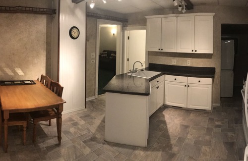 Billings House | Why get a room when you can get a House?