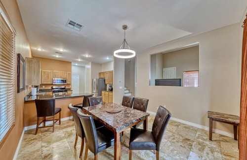 Silverado Ranch House | Why stay in the confinement of a hotel,when you can stay in this Las Vegas oasis