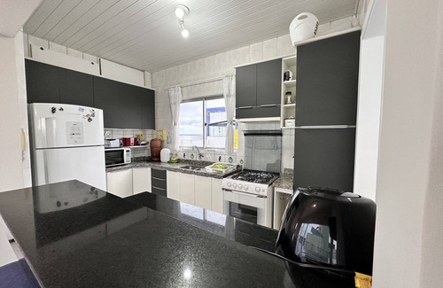 Matinhos Apartment | Wide Coverage Facing the Sea and Barbecue