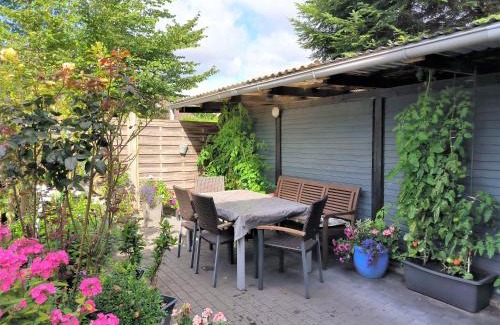 Tarp Apartment | Wiesengrund - gepflegte und gemütlich FeWo mit Garten