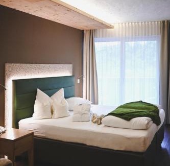 San Leonardo in Passiria Hotel | Wiesenhof Gardenresort