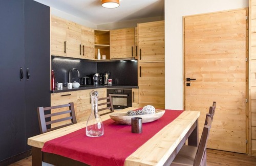 Les Boisses Apartment | Wifi, 300m from resort center, fitness, swimming pool, balcony, tv, ski locker, 50-58m², Tignes