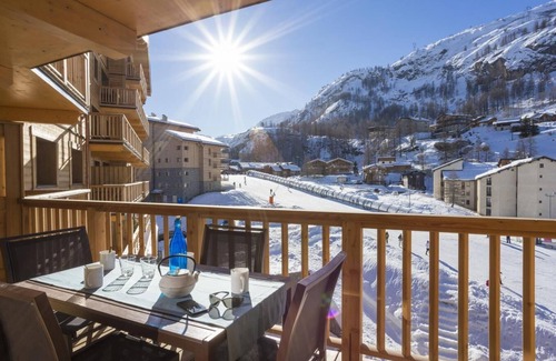 Les Boisses Apartment | Wifi, 300m from resort center, fitness, swimming pool, balcony, tv, ski locker, 50-58m², Tignes