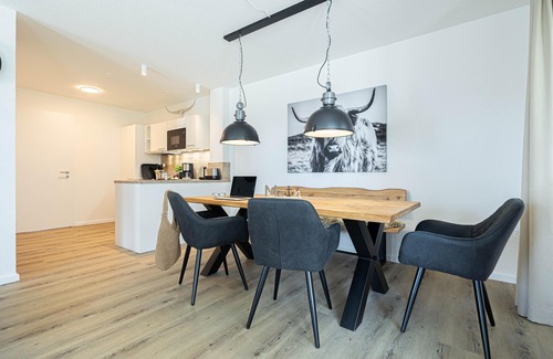 Schleswig Apartment | Wiking-koje 2 - Terrasse, 3 Schlafzimmer, Strandkorb, Grill