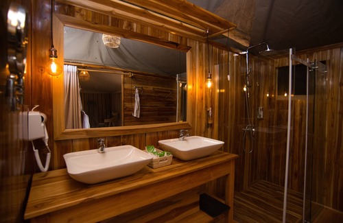 Mugumu Bed & Breakfast | Wildlux Serengeti Camp