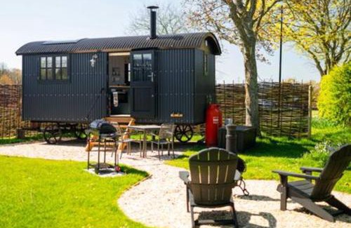 Wimborne Apartment | Wilksworth Caravan Park