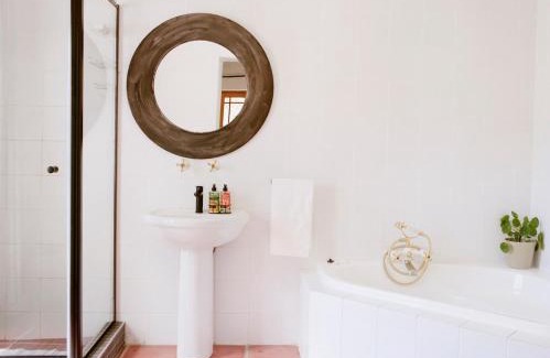 Papiesvlei House | Willdenowia Guestsuite at Waboom Family Farm