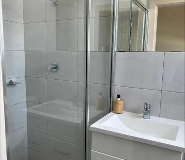 Wagga Wagga Hotel | William Farrer Hotel