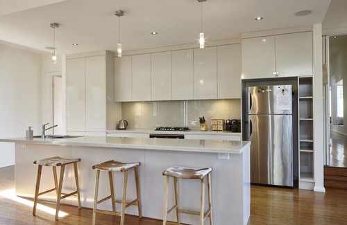 Bright House | Willie Wagtails - Luxury Accommodation Bright