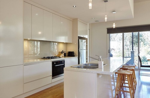 Bright House | Willie Wagtails - Luxury Accommodation Bright