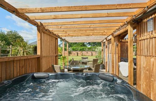 Horseman's Green House | Willington Lodge