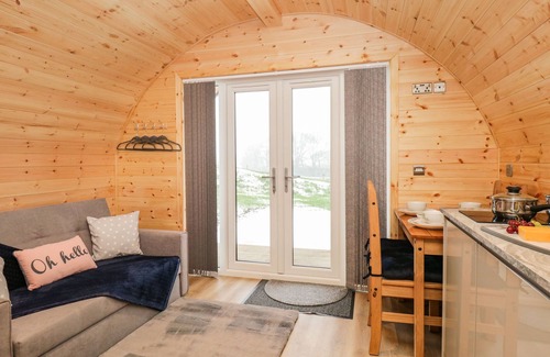 Newland Near Ulverston Cottage | Willow