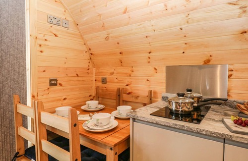 Newland Near Ulverston Cottage | Willow