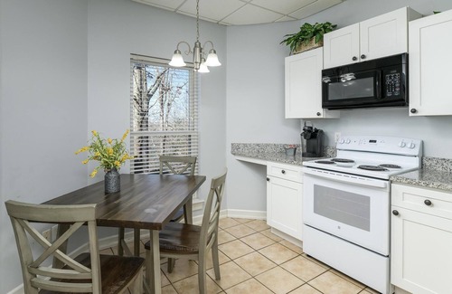 Calhoun Apartment | Willow's Nest with access to the Hiwassee River