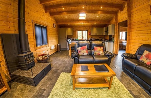 Wimborne Saint Giles Apartment | Wimborne Lodge Ensuite