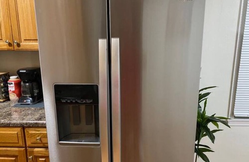 Racine House | Windjammer! Pro Cleaned, Self Check In Sleeps 8