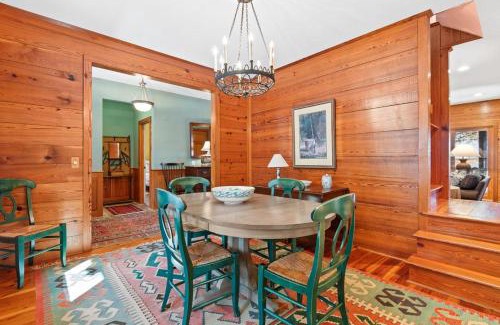 Georgetown House | Windows on the Water