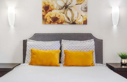 Table Rock House | Windsor Cottage - Fall Creek Beauty by Table Rock