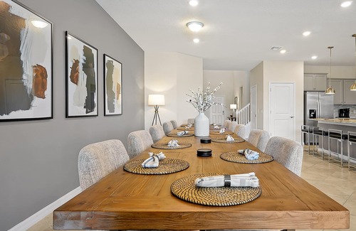 Davenport House | Windsor Island High-End Retreat + Grill Area