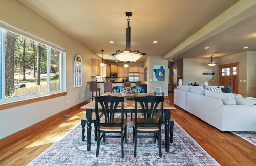 Worley House | Windy Bay Hideaway on Lake Coeur d' Alene!