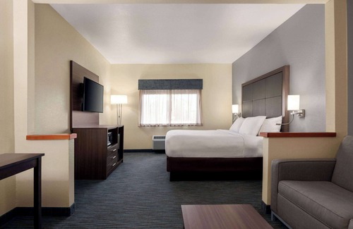 Appleton Hotel | Wingate by Wyndham Appleton