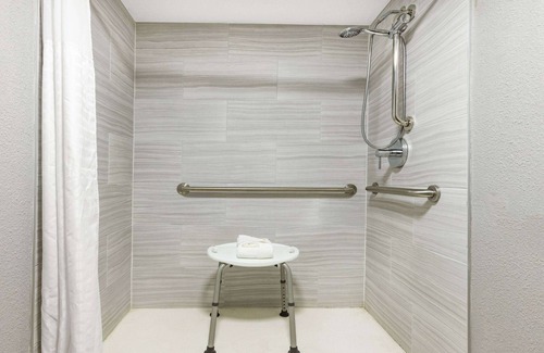 Wichita Hotel | Wingate by Wyndham Wichita Airport