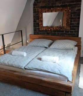 Stare Miasto Apartment | Winiarski dom Kapka wina