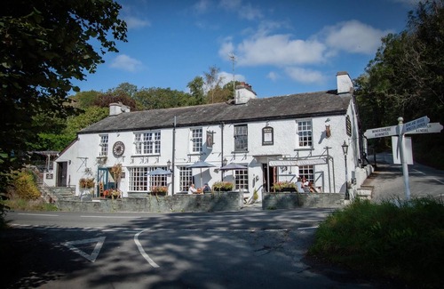 Windermere Cabin | Winster Woodland pod - a holiday Pod that sleeps 2 with an en-suite