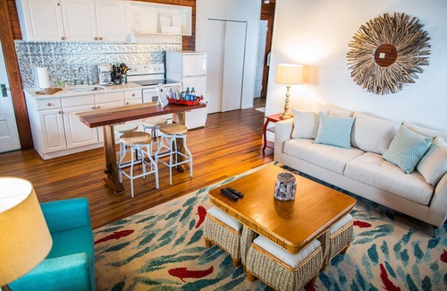 St. Augustine Beach Apartment | Winston at Ruby Dog on B Street