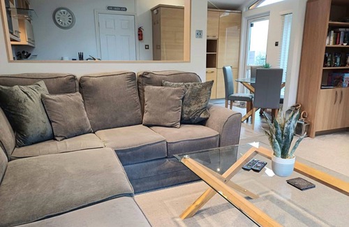 Troutbeck Cabin | Winterfell Lodge - a holiday lodge that sleeps 4 guests in 2 bedrooms