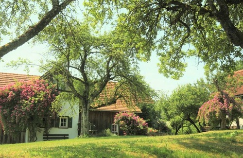 Harrachberg Other | Winzerhaus - 2 Nächte - Altes Gehöft am Lormanberg