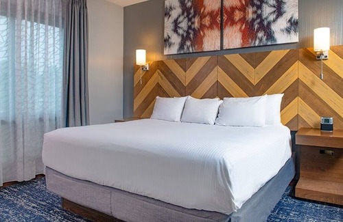 Lake Delton Resort | Wisconsin Dells Adventure! Glacier Canyon Resort w/Access to Water Parks!