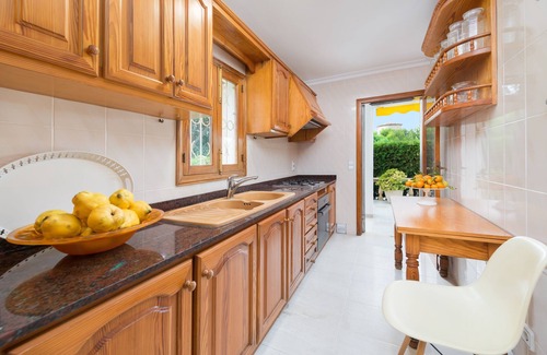 Alcudia Apartment | With Modern Interior and Shared Pool - Apartment Rosmare