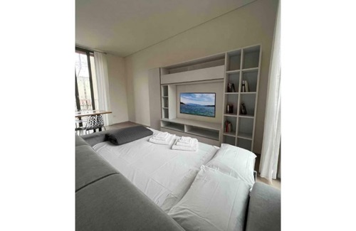 Guastalla Apartment | with park & luxury amenities