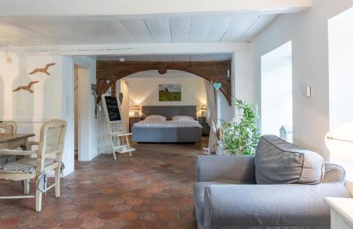 Emmelsbuell-Horsbuell House | Witthuis