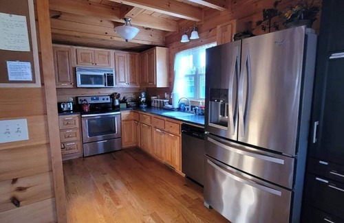 Vein Mountain House | WNC is welcoming visitors back! The mountains are calling you to come!